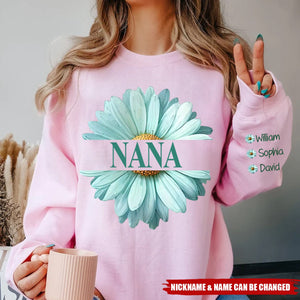 Grandma Flower Daisy Color And Grandkids Sweatshirt